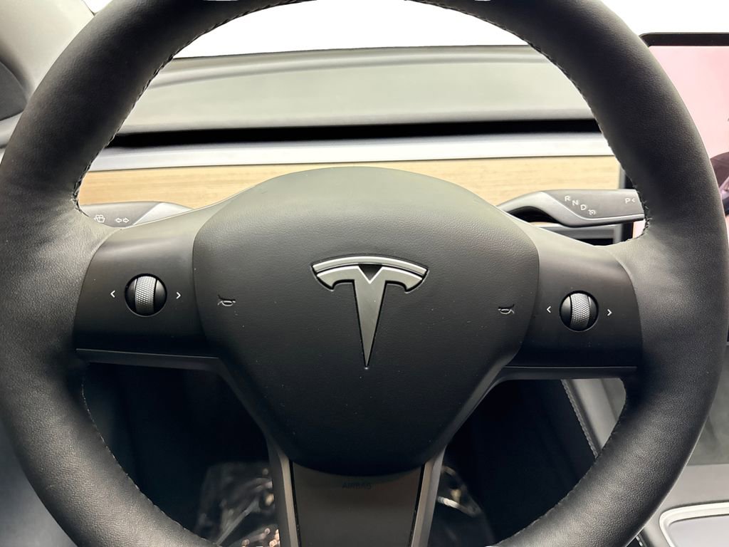 2024 Tesla Model Y Performance