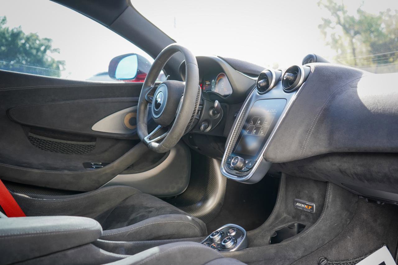 Used 2019 McLaren 600LT photo 15