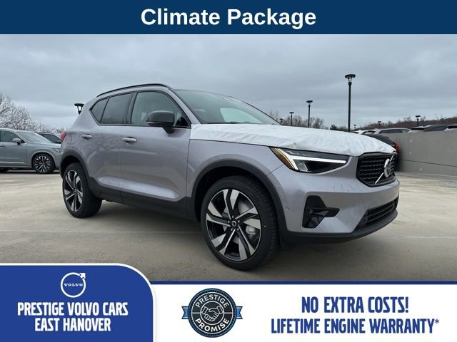 New 2026 Volvo XC40 B5 Plus w/ Climate Package