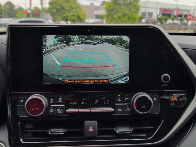 2025 Toyota Highlander XLE