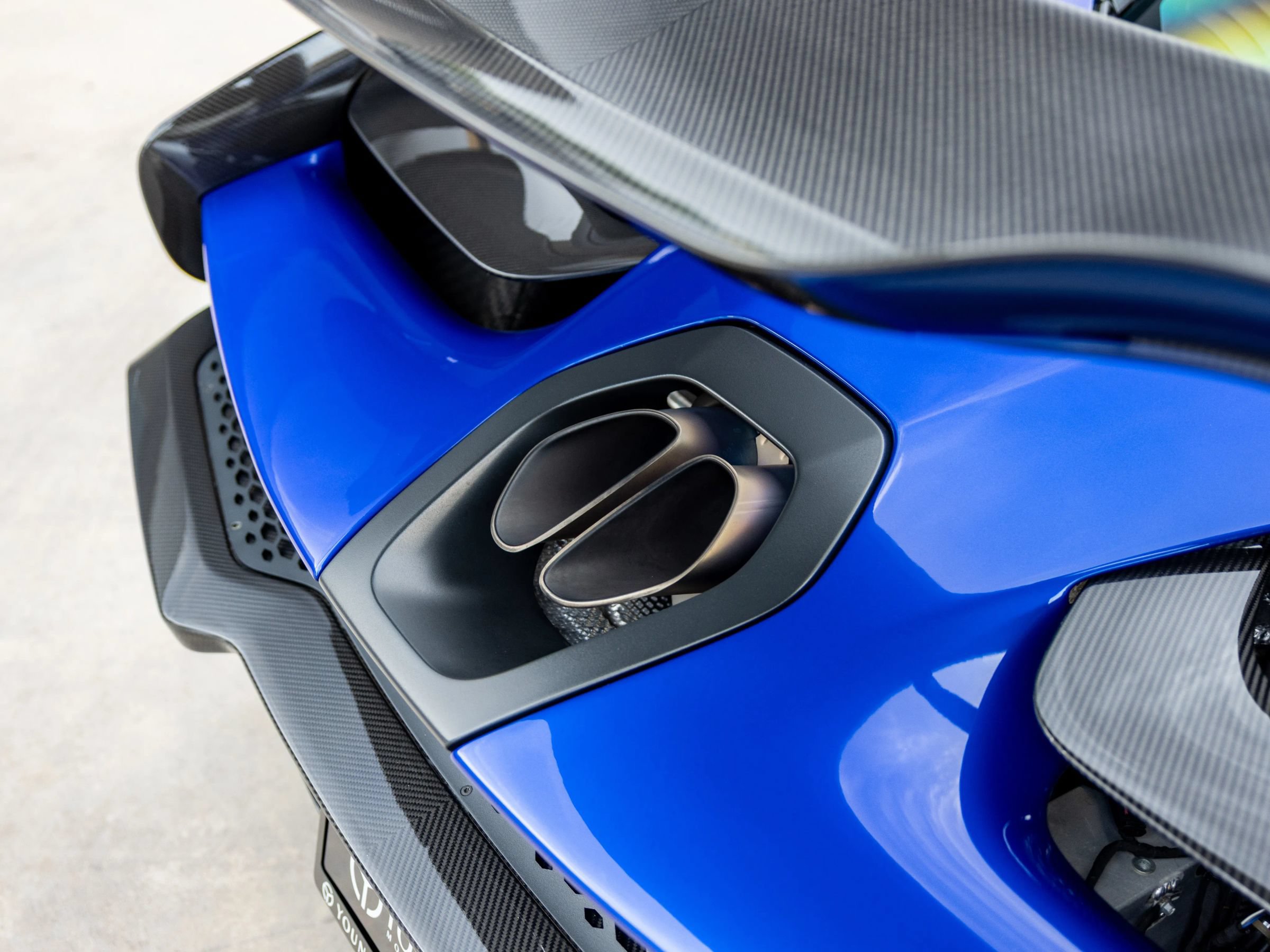 Used 2019 McLaren Senna photo 34