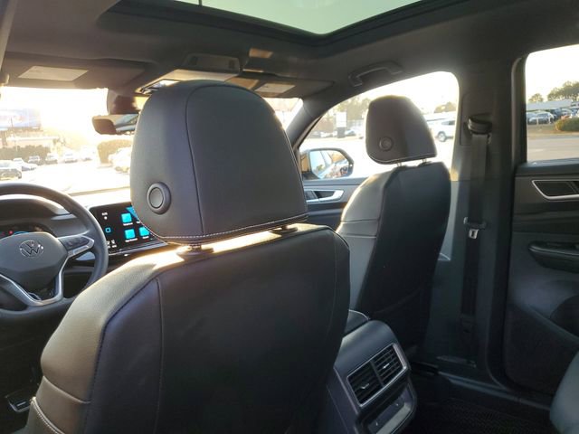 2026 Volkswagen Atlas Cross Sport SEL R-Line