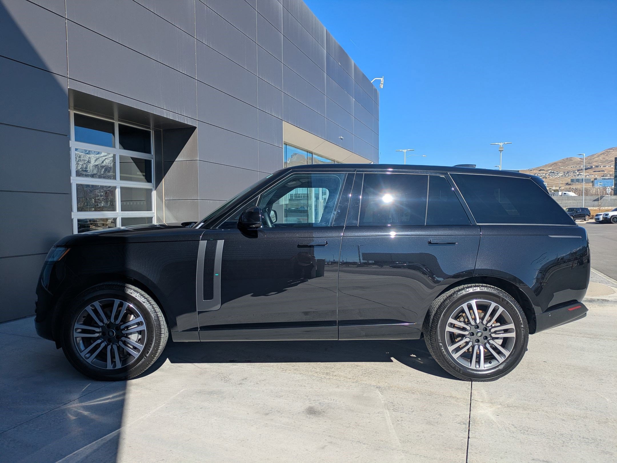 2024 Land Rover Range Rover SE