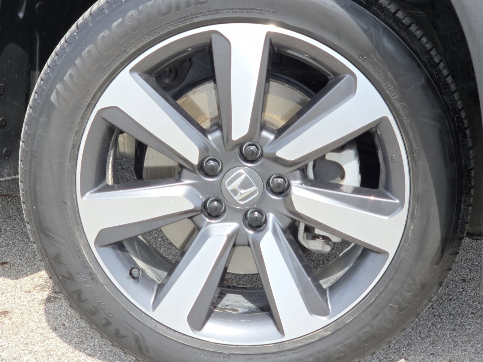 2025 Honda Pilot Touring