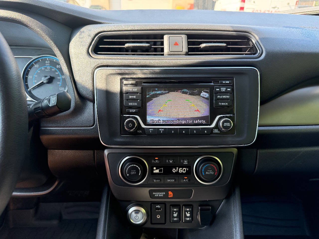 2019 Nissan Leaf S - Photo 10