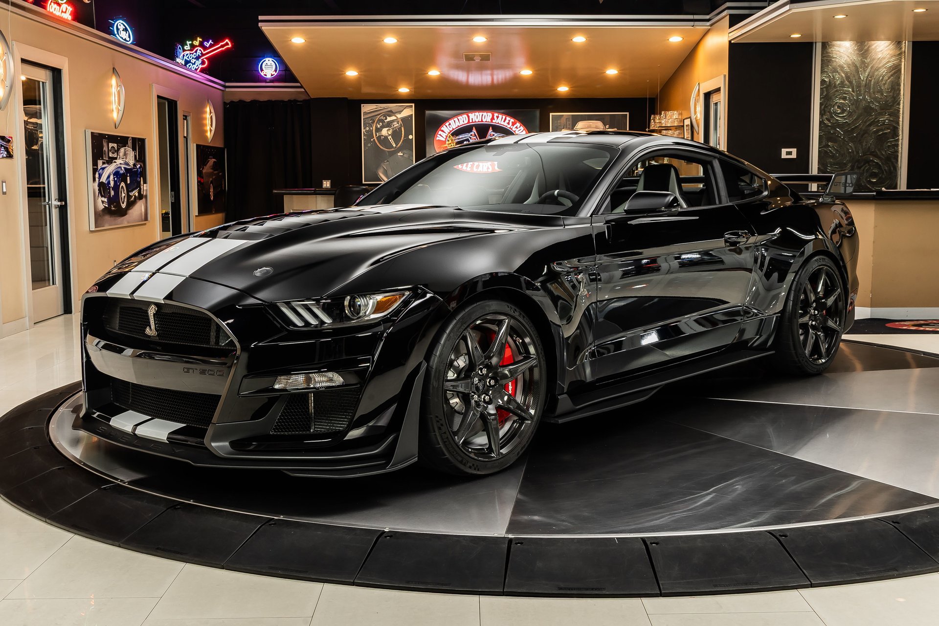 Used 2020 Ford Mustang Shelby GT500 w/ Carbon Fiber Track Pack