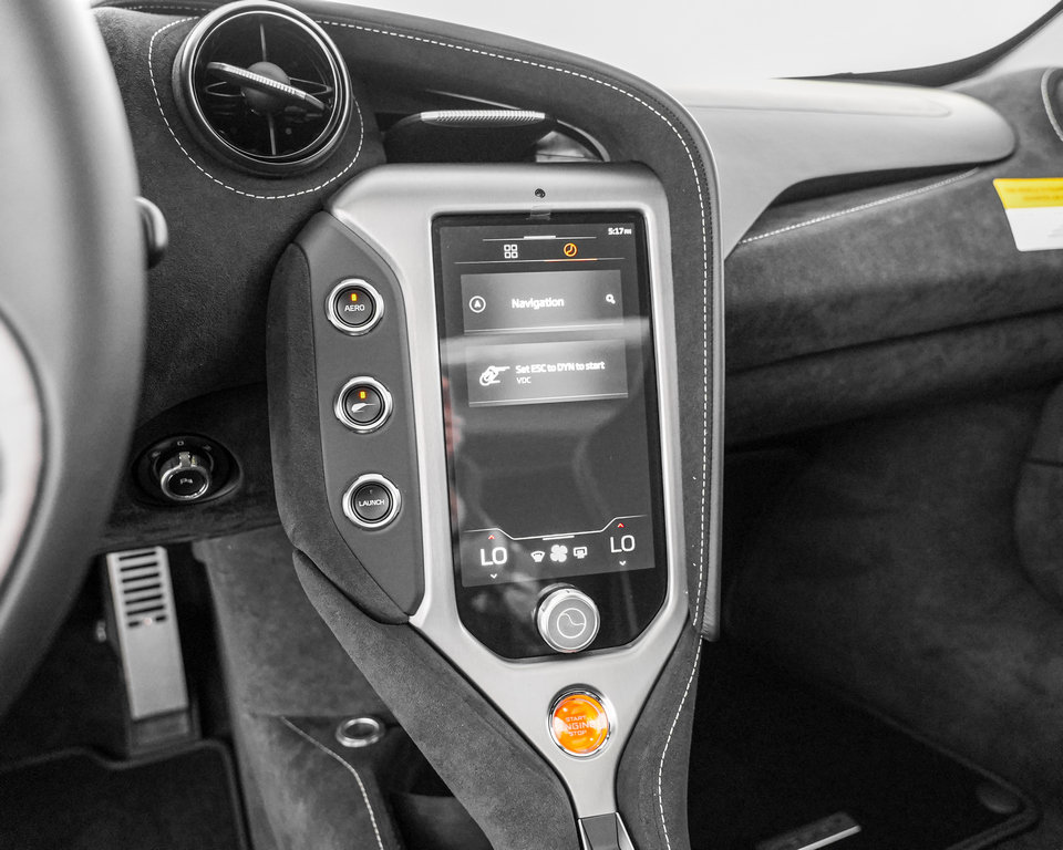New 2027 McLaren 750S photo 8