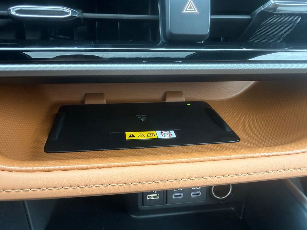 2025 Toyota Highlander Platinum