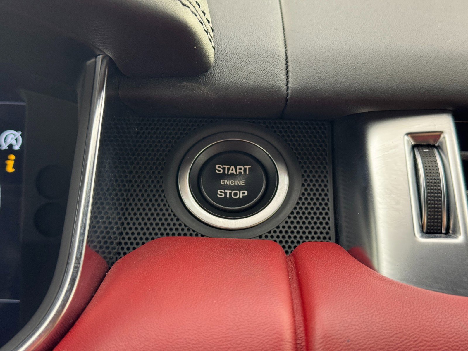 2019 Land Rover Range Rover Sport SVR