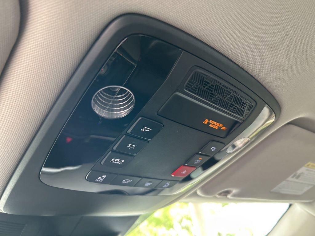 2025 Kia Carnival EX