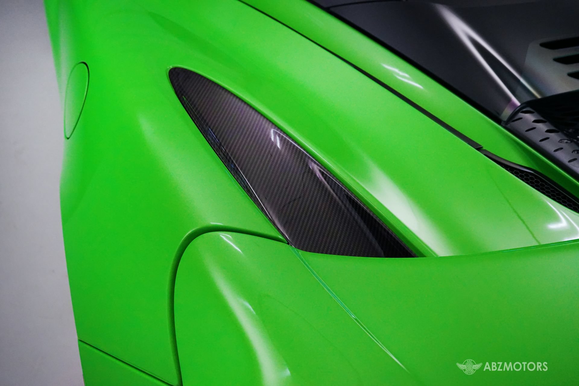 Used 2024 McLaren 750S photo 14