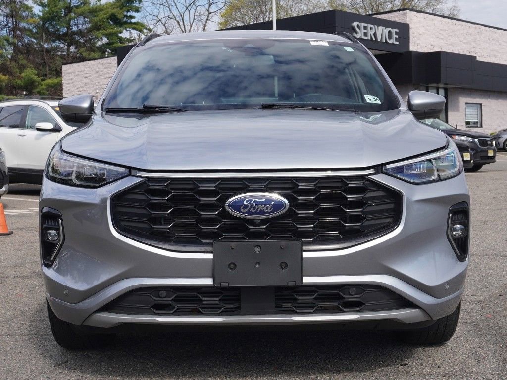 2023 Ford Escape ST-Line Elite