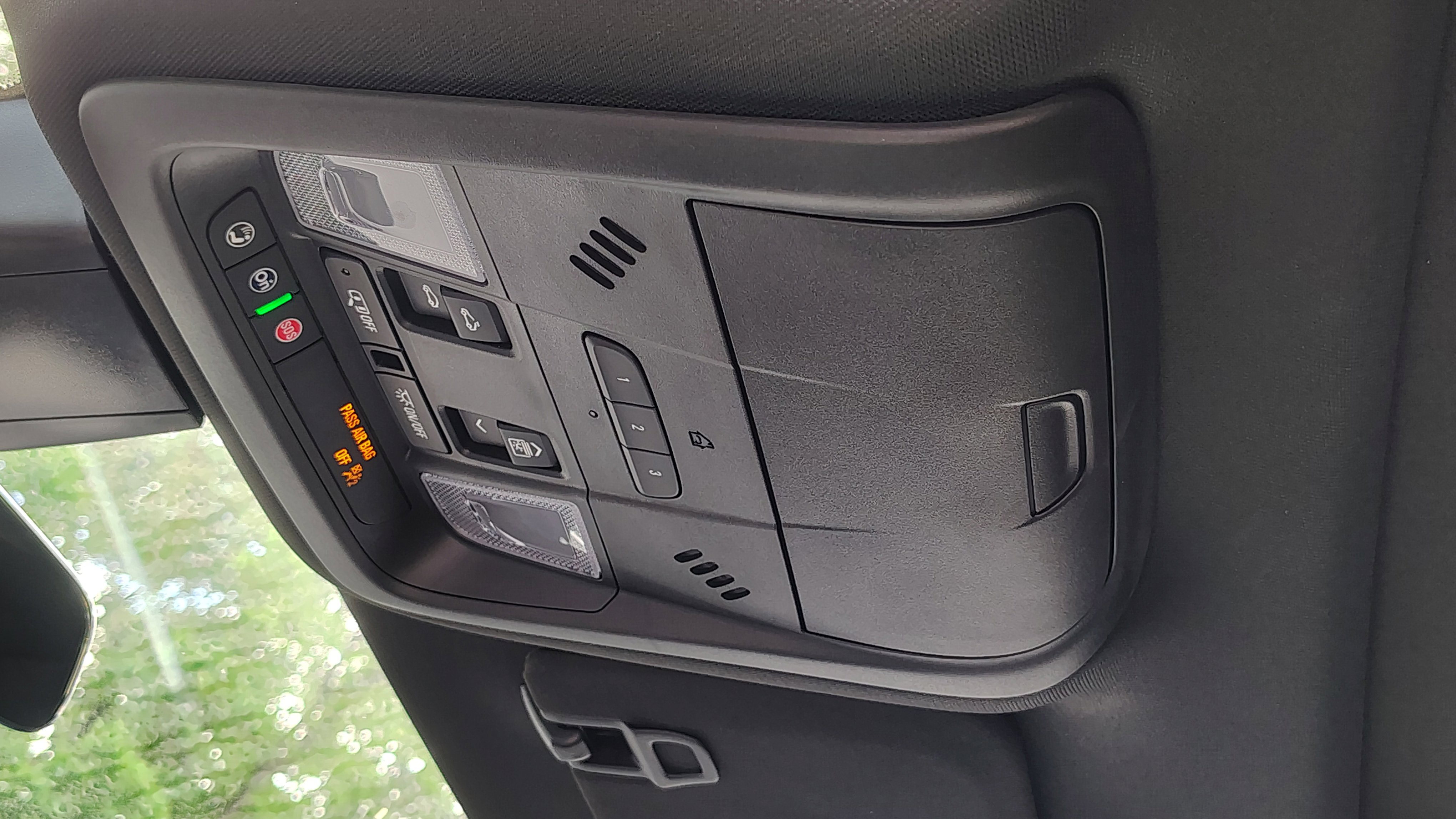 2025 Cadillac XT6 Luxury