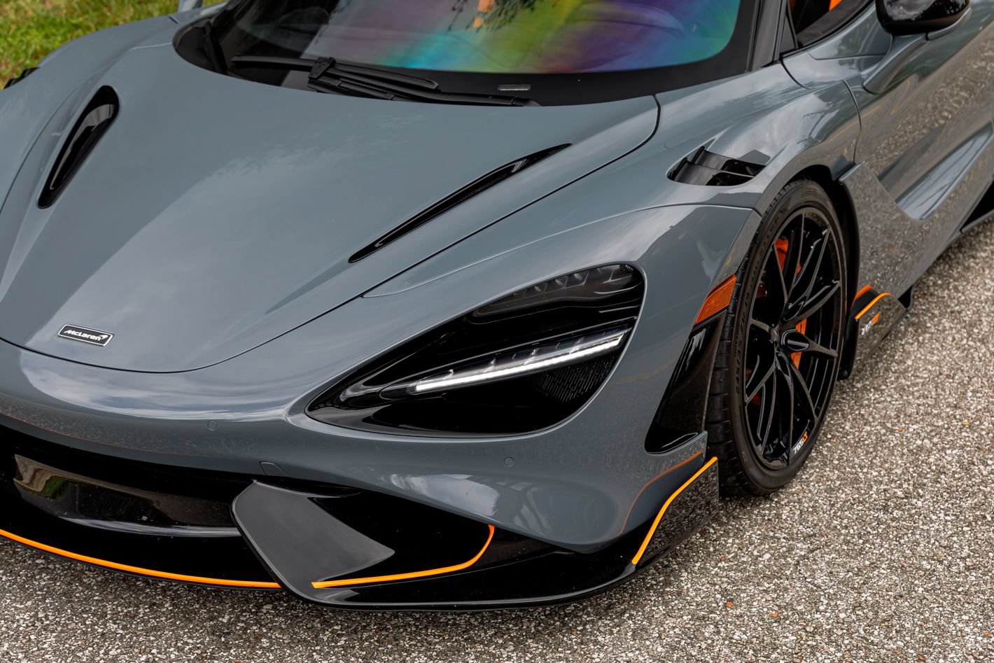 Used 2022 McLaren 765LT photo 28