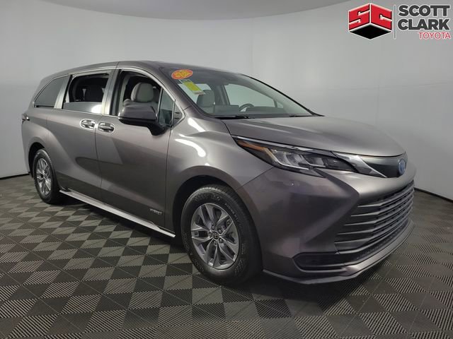 Used 2021 Toyota Sienna LE