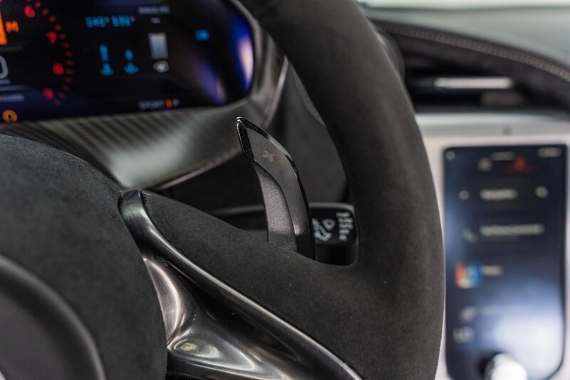 Used 2024 McLaren 750S Spider photo 84