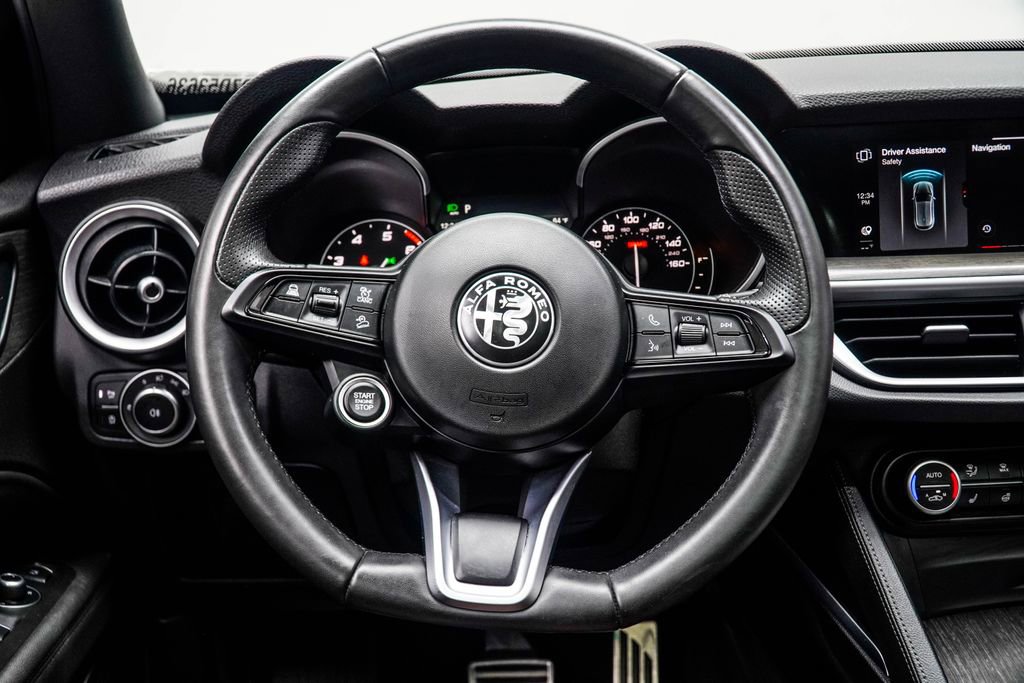 2023 Alfa Romeo Stelvio Ti