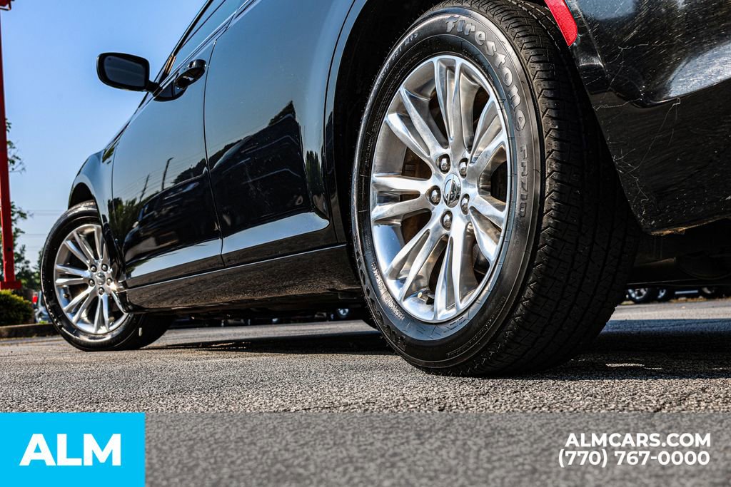 2017 Chrysler 300 Limited