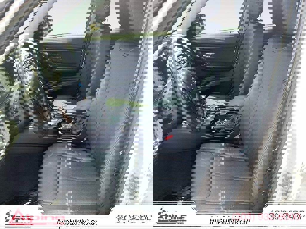 2018 BMW 320i xDrive Sedan