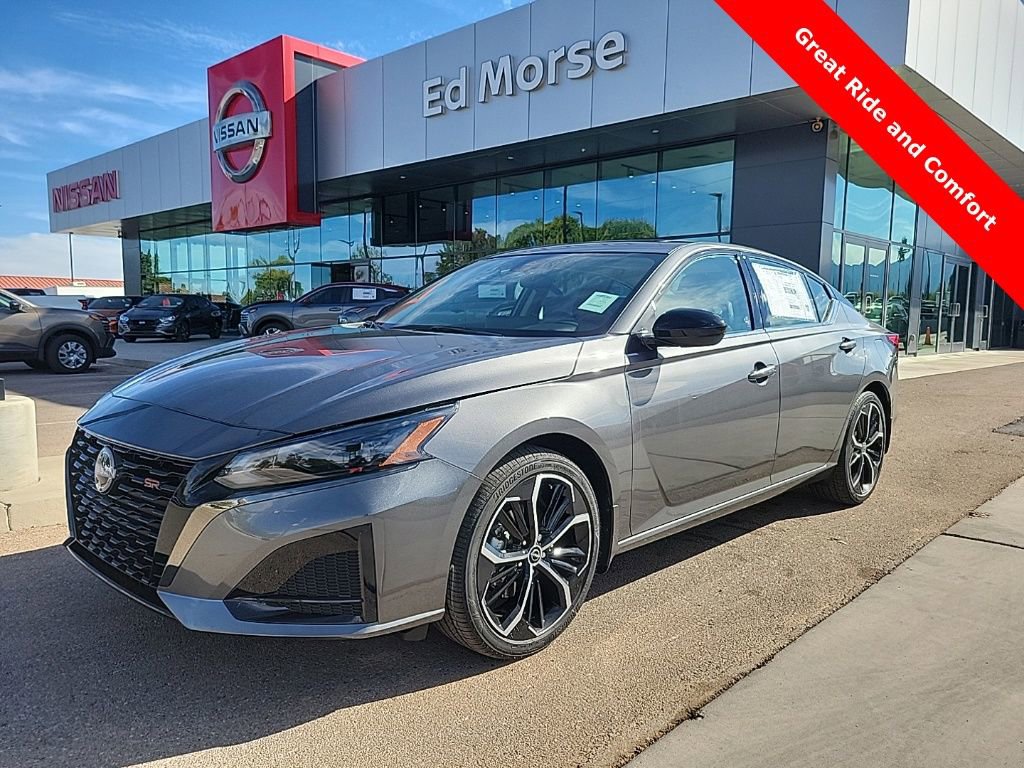 New 2025 Nissan Altima 2.5 SR w/ SR Premium Package