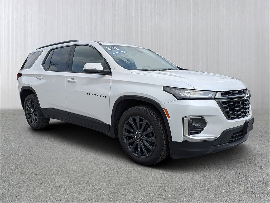 Used 2023 Chevrolet Traverse RS