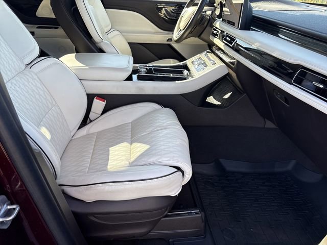 2022 Lincoln Aviator Black Label