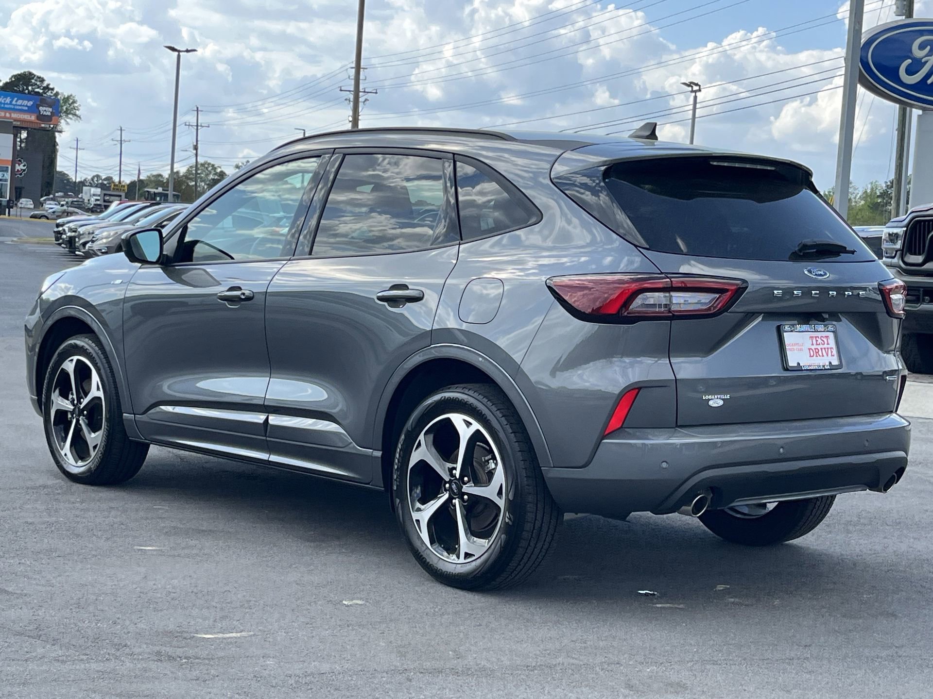 2025 Ford Escape ST-Line Elite