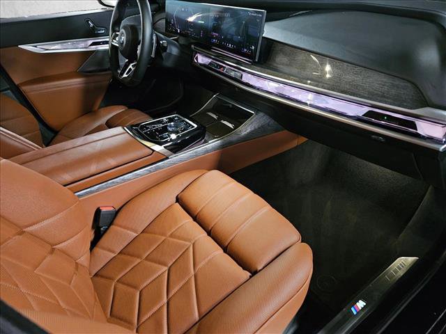 2023 BMW 760i xDrive