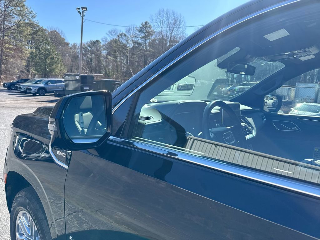 2024 GMC Yukon XL SLT