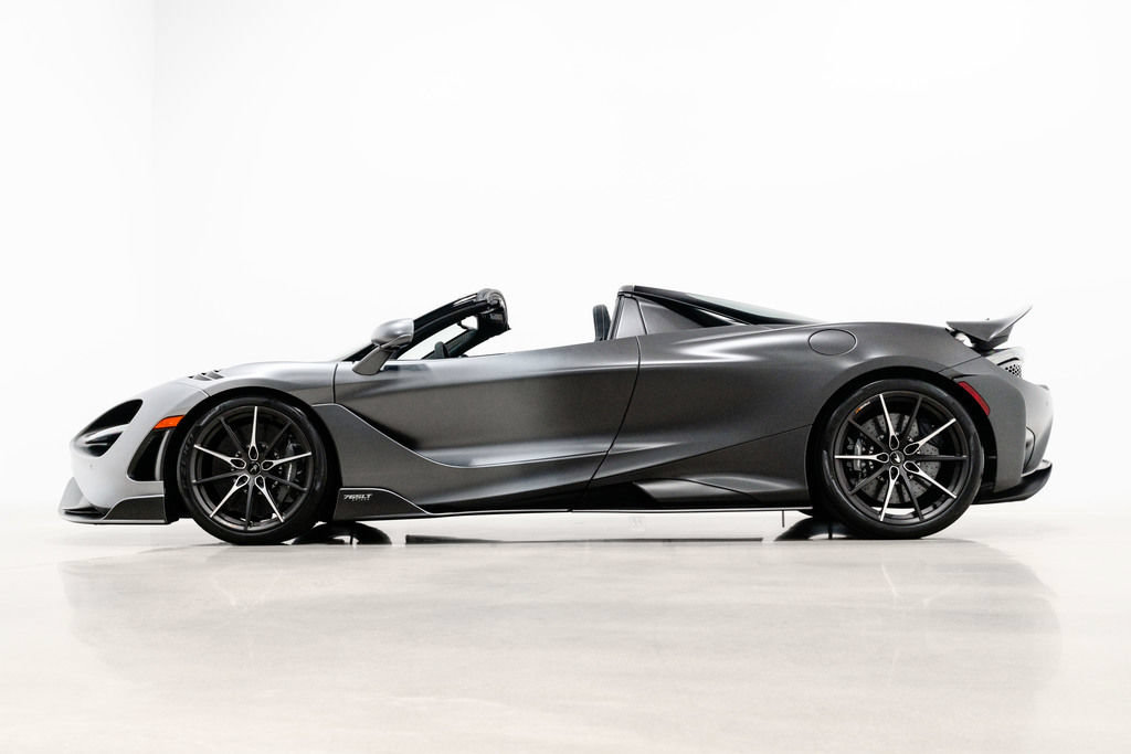 Used 2022 McLaren 765LT photo 5