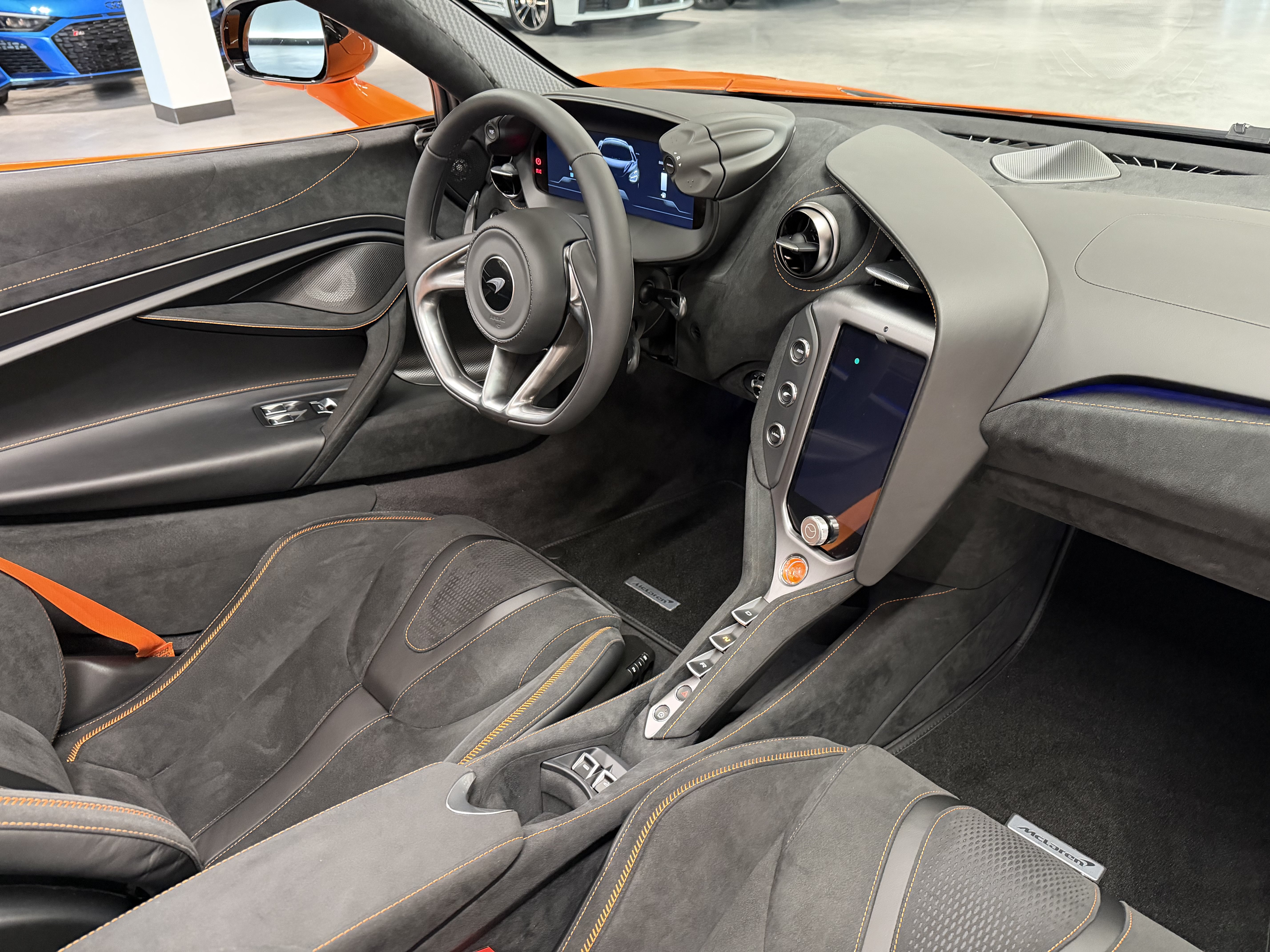 Used 2027 McLaren 750S Spider photo 23