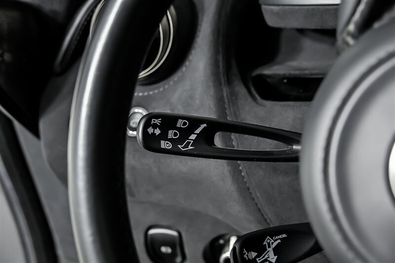 Used 2018 McLaren 720S photo 29