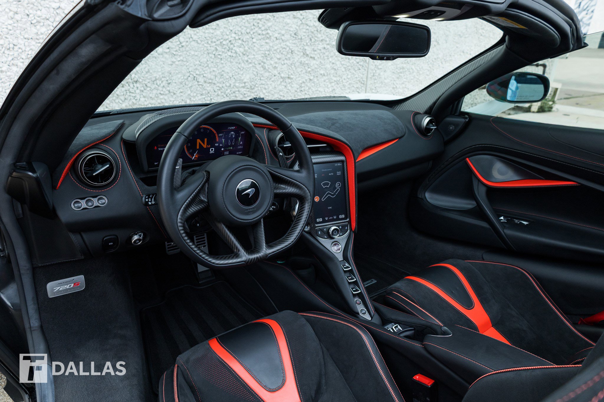 Used 2022 McLaren 720S Performance photo 27