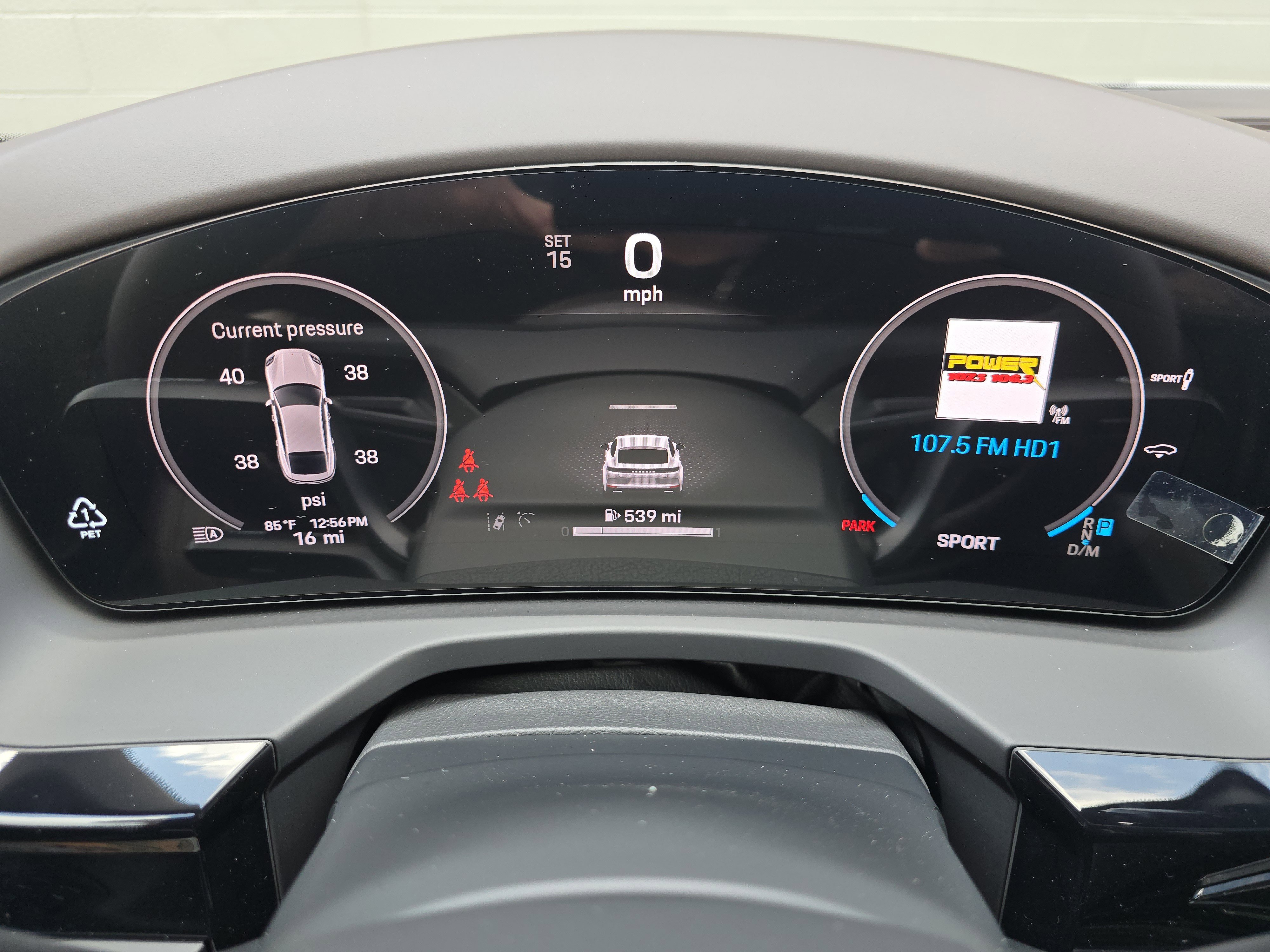 2025 Porsche Panamera 4