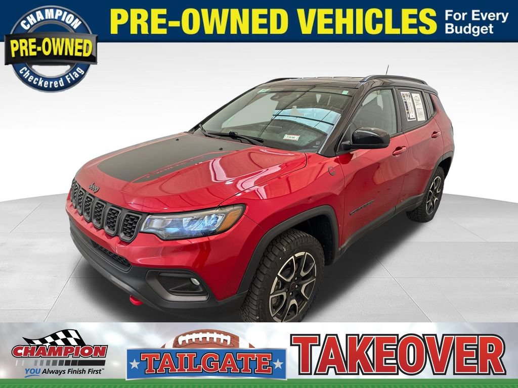Used 2025 Jeep Compass Trailhawk