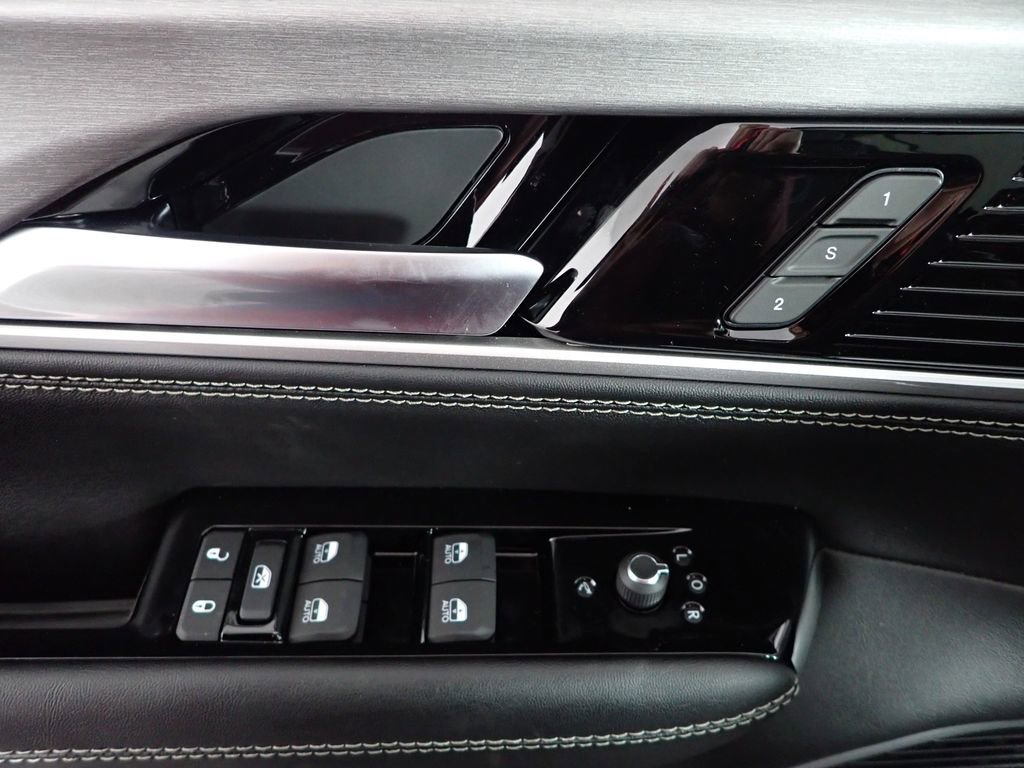 2026 Jeep Grand Wagoneer 4WD