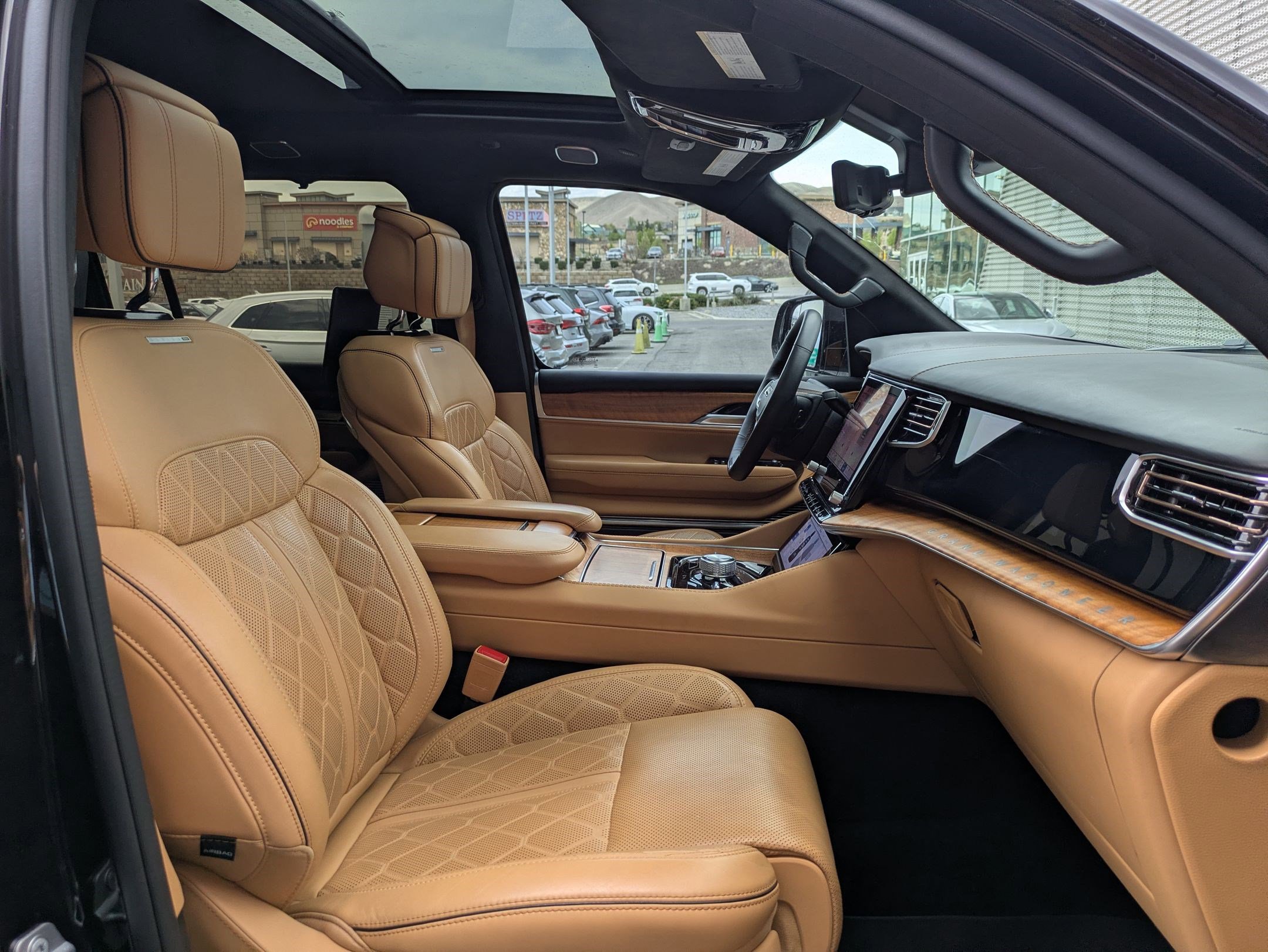 2023 Jeep Grand Wagoneer Series III