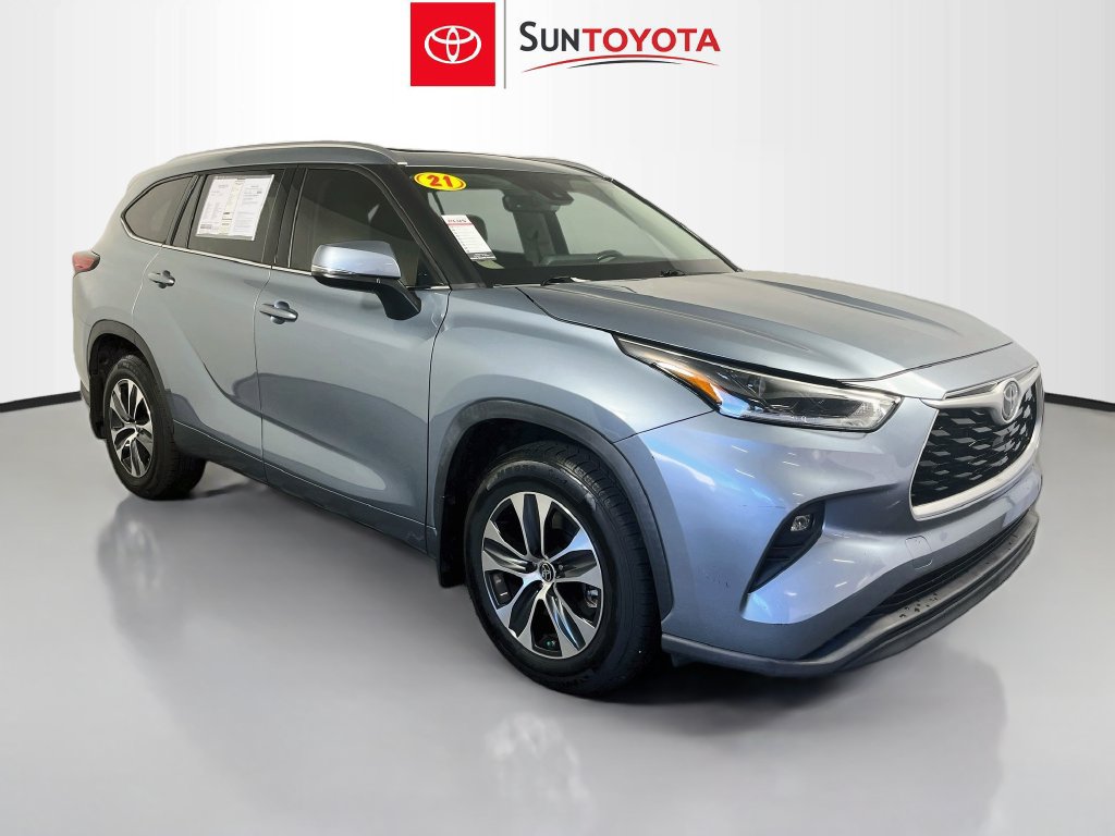 Used 2021 Toyota Highlander XLE