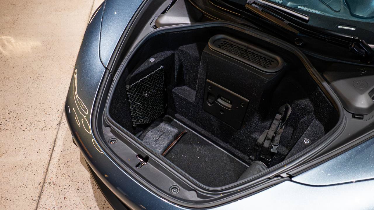 Used 2018 McLaren 720S Luxury photo 34