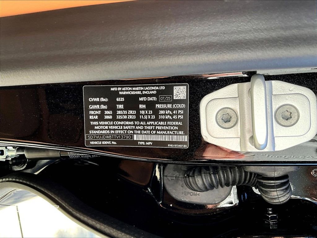 2026 Aston Martin DBX 707