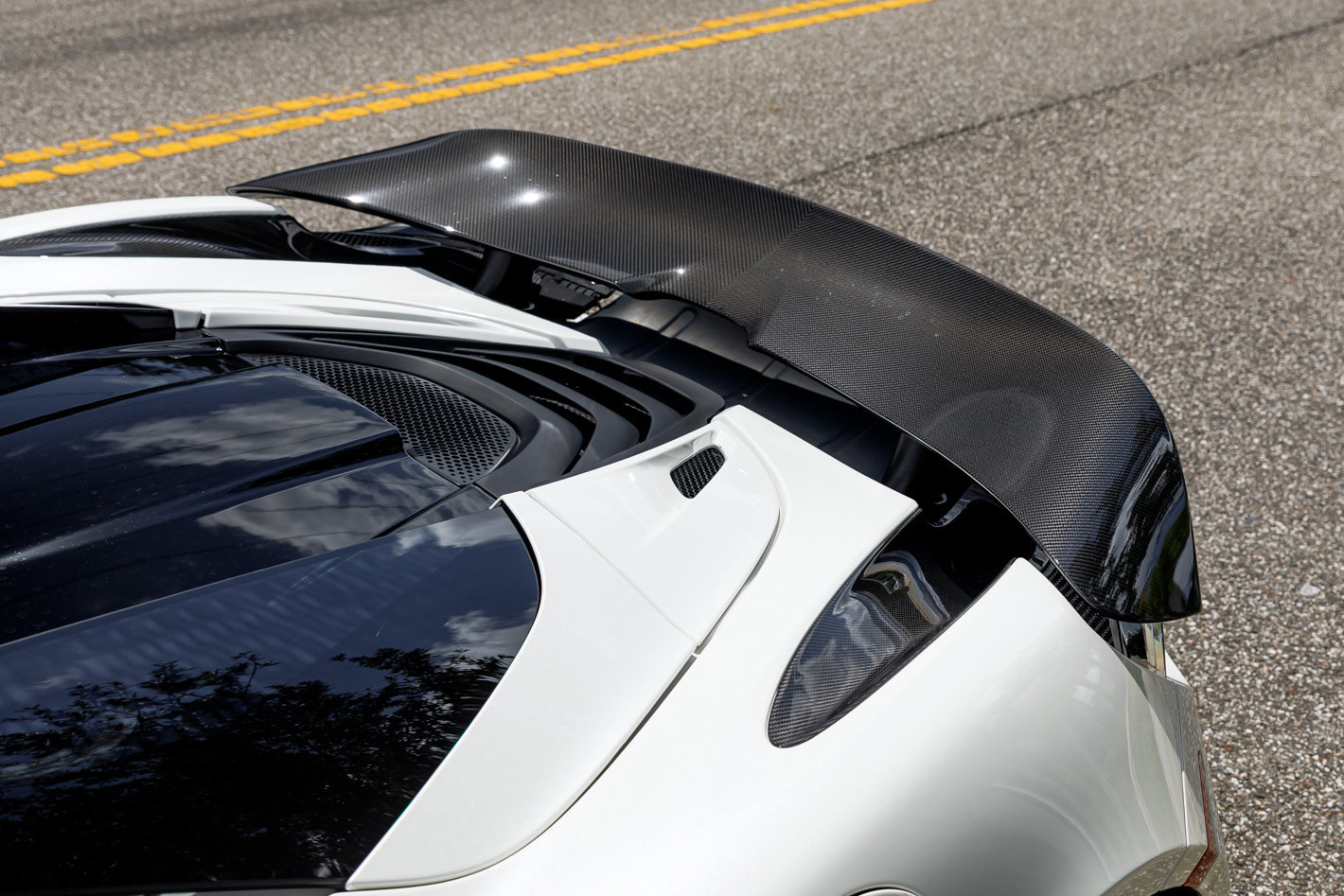 Used 2020 McLaren 720S Performance photo 16