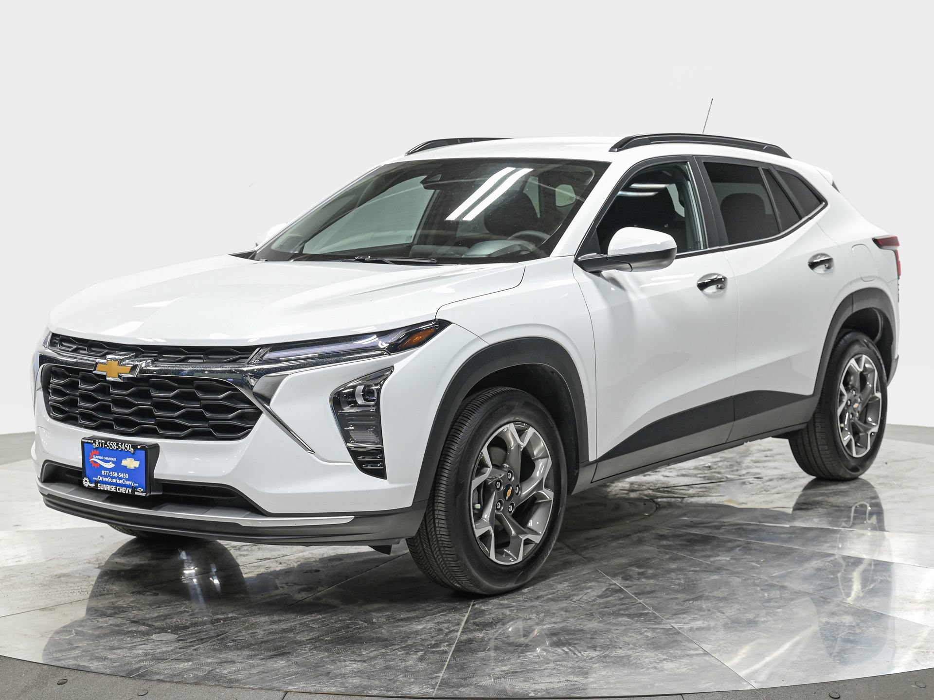 Used 2025 Chevrolet Trax LT w/ Driver Confidence Package