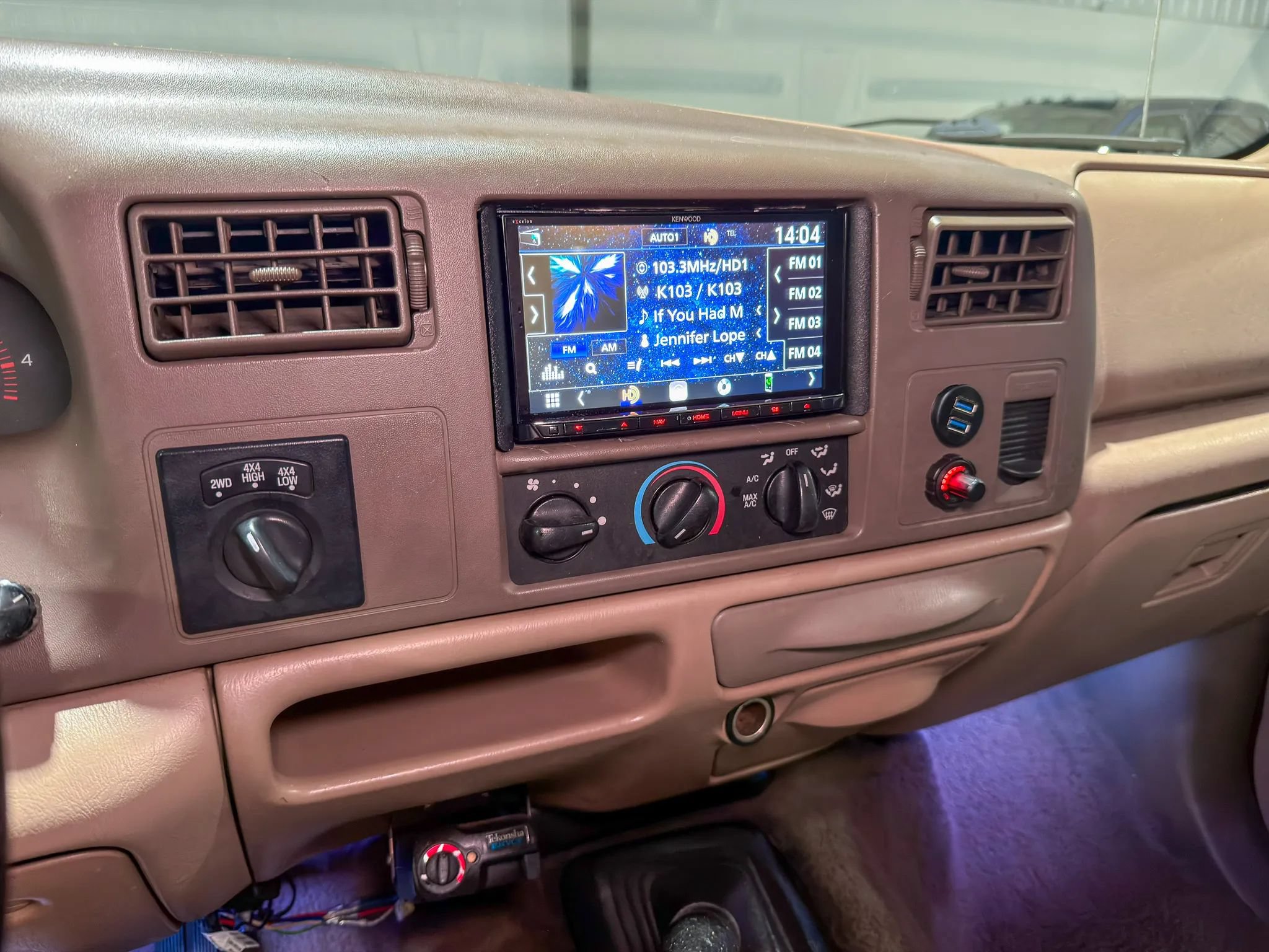 1999 Ford F-350 LARIAT - Photo 16
