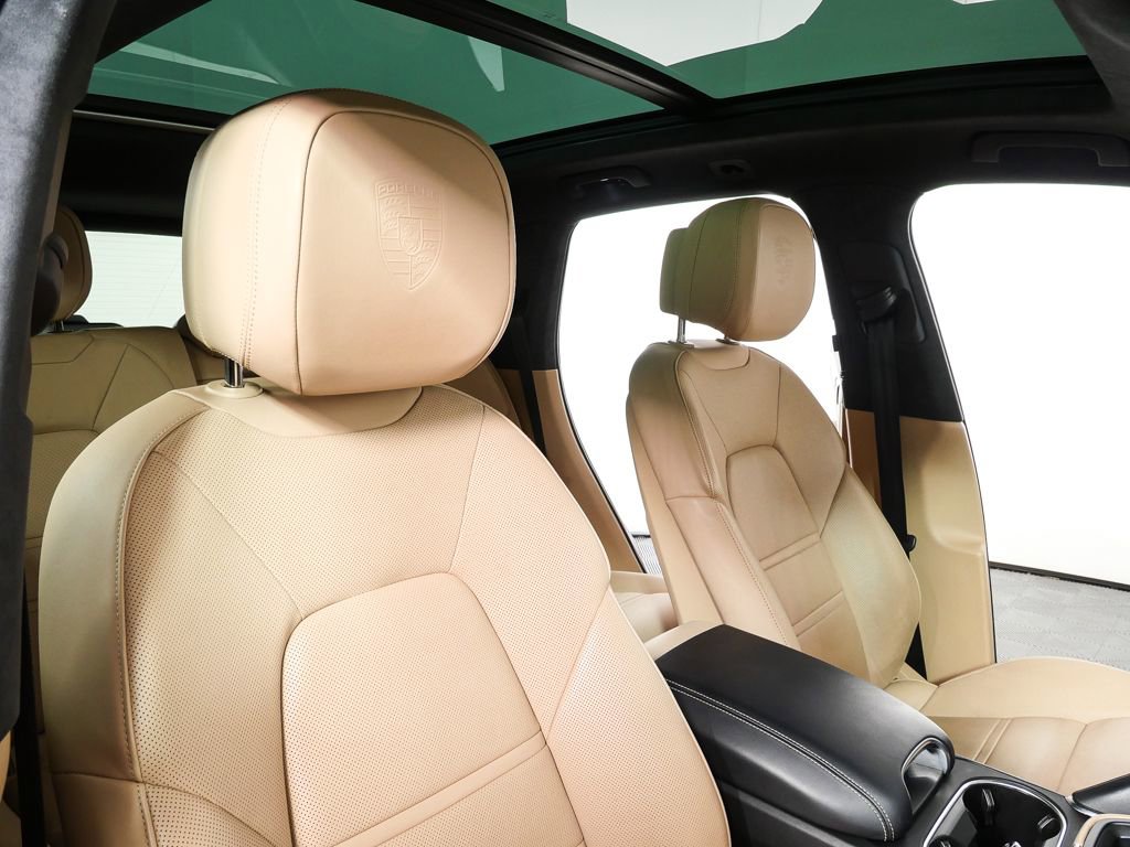 2023 Porsche Cayenne Turbo