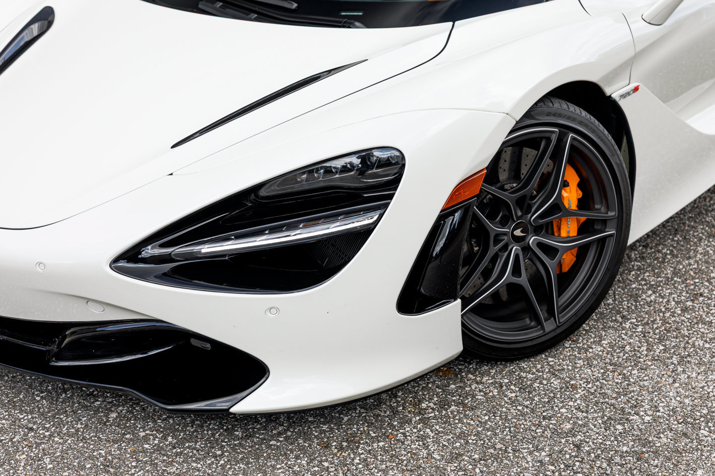 Used 2020 McLaren 720S Performance photo 42