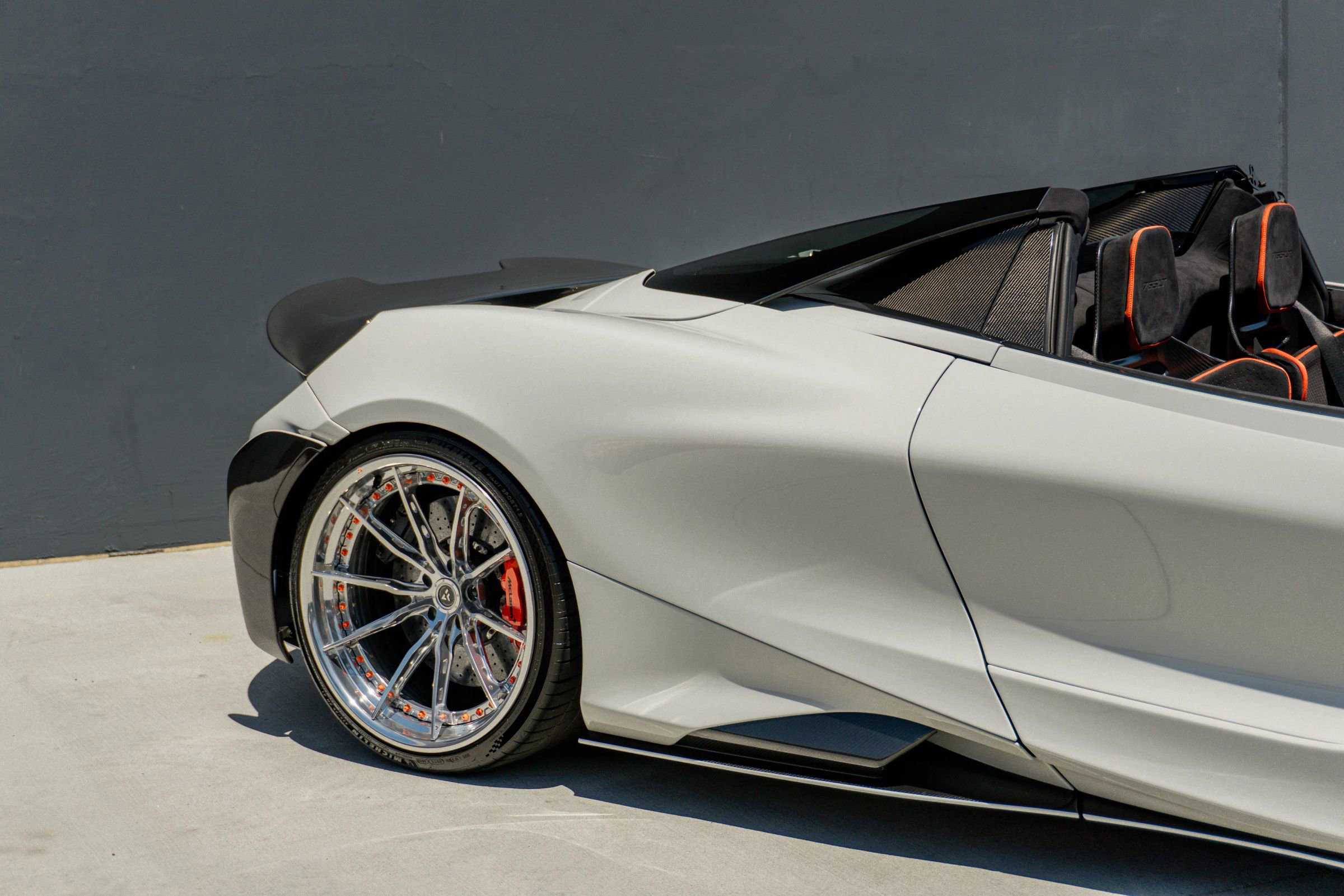 Used 2022 McLaren 765LT photo 40