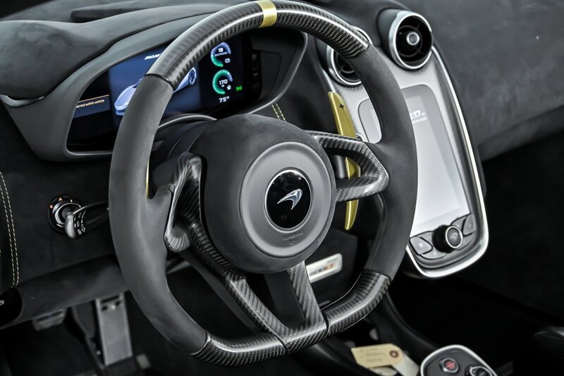 Used 2020 McLaren 600LT Spider photo 22