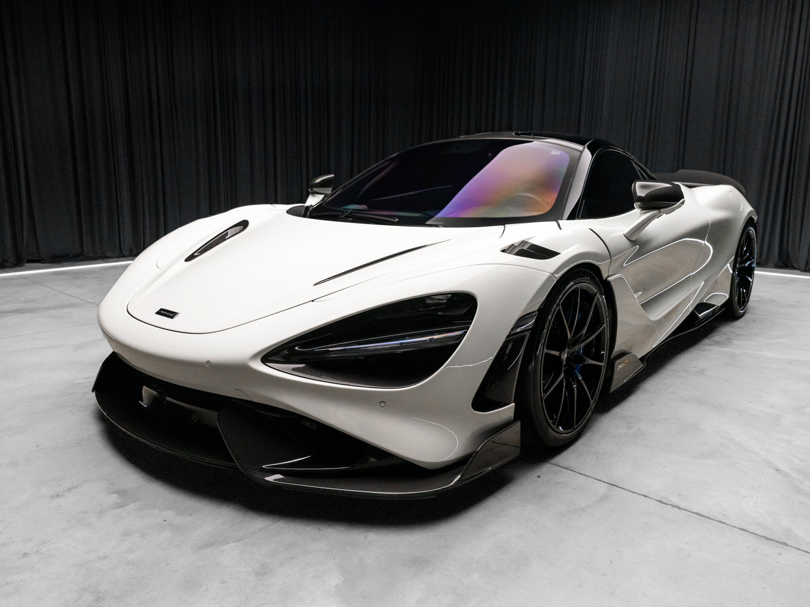 Used 2021 McLaren 765LT photo 13