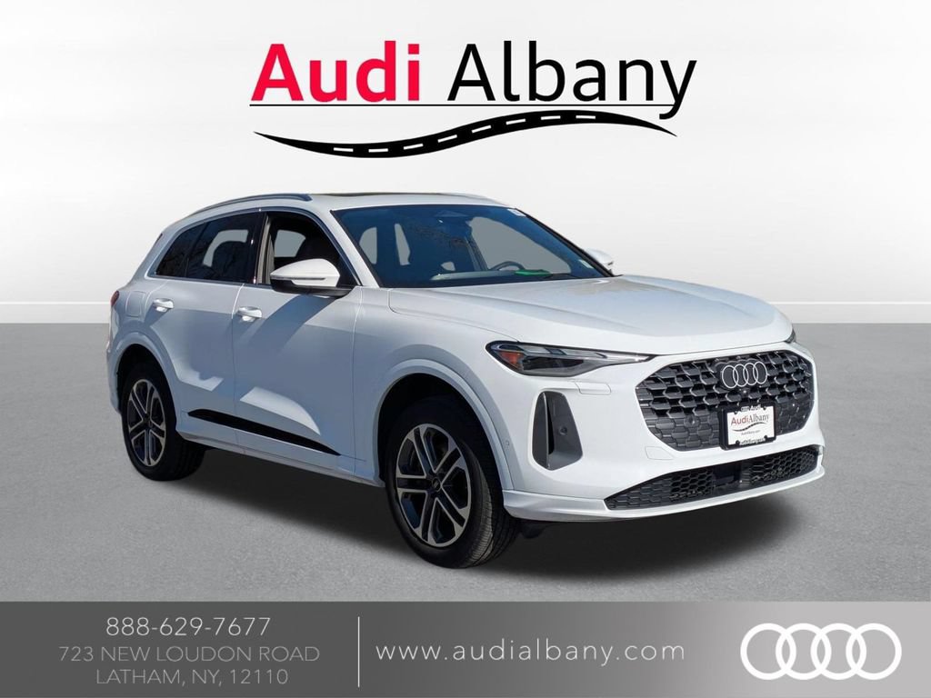 Certified 2025 Audi Q5 Premium w/ Convenience Package