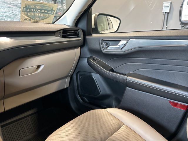 2021 Ford Escape Titanium